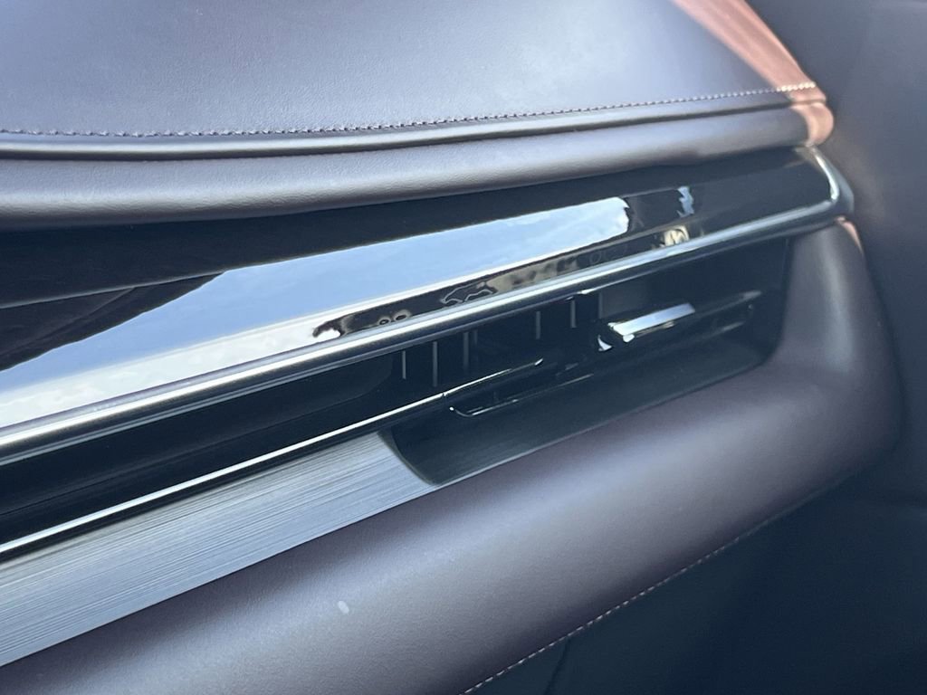 Used 2023 Cadillac Escalade Premium Luxury Platinum image 46