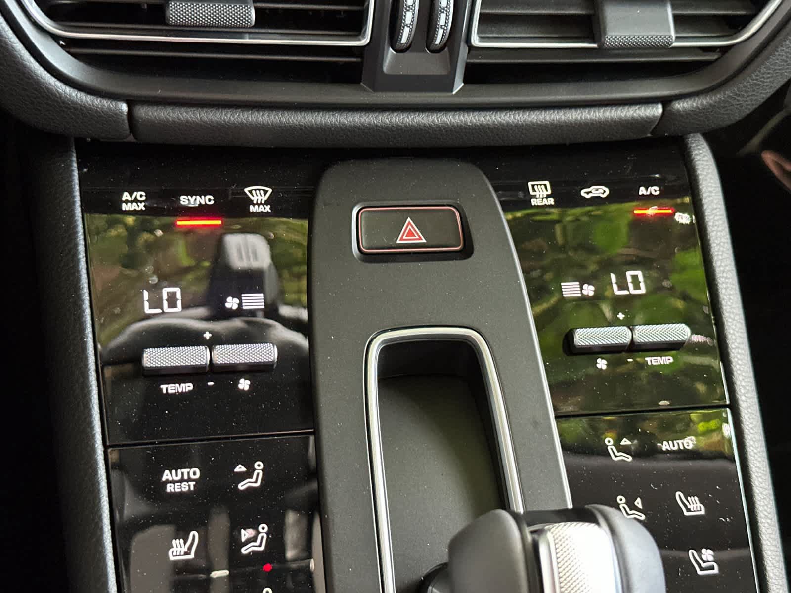 New 2026 Porsche Macan Turbo AWD/4WD image 23