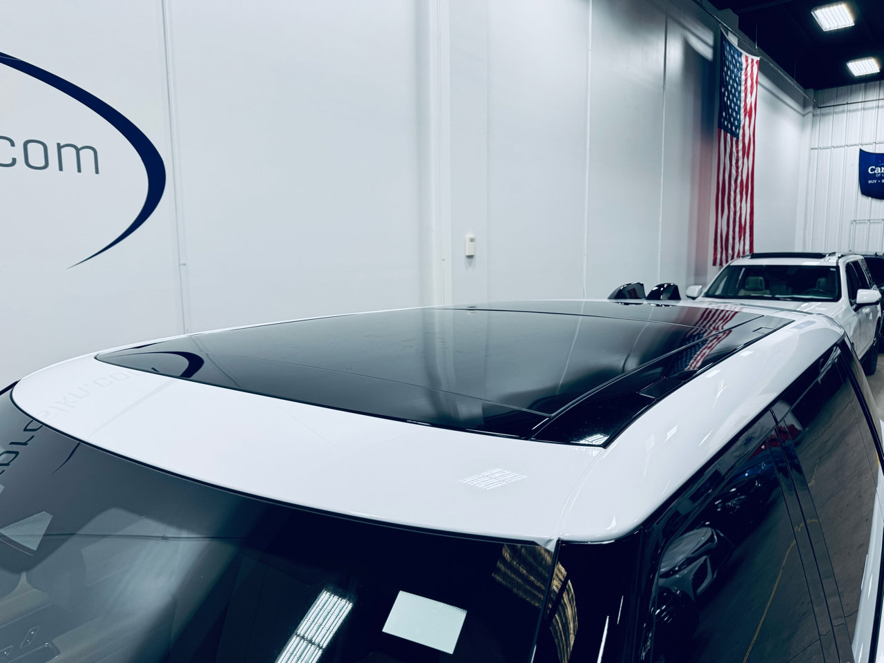 Used 2025 Land Rover Range Rover Long Wheelbase SE image 14