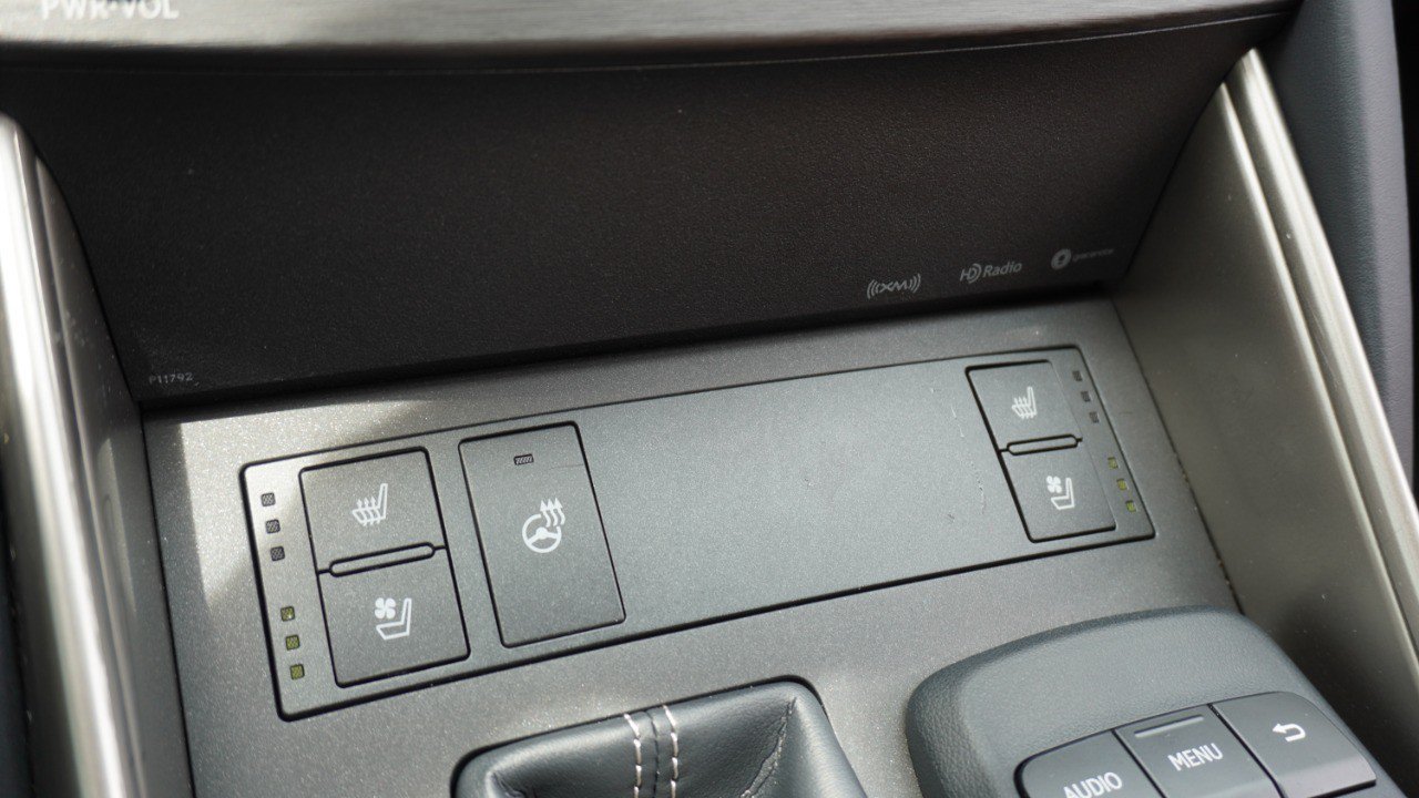 Used 2019 Lexus IS 300 w/ Premium Package RWD image 19