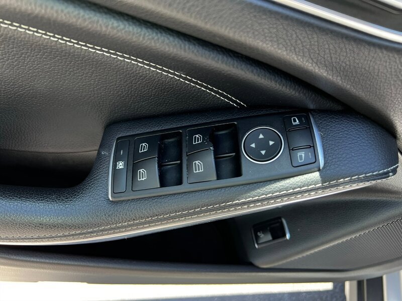 Used 2018 Mercedes-Benz GLA 250 4MATIC w/ Premium Package image 28