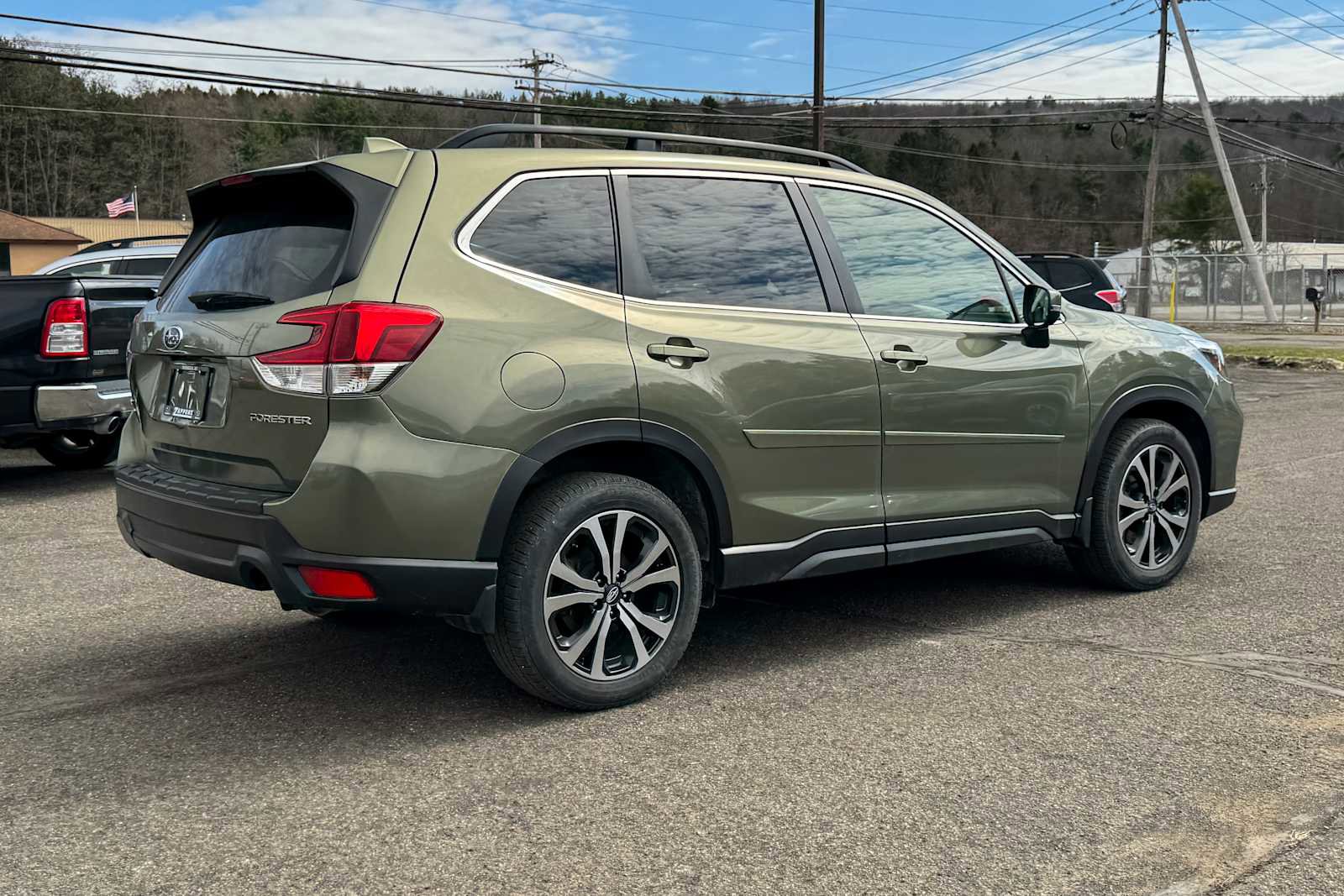 Used 2019 Subaru Forester Limited image 3