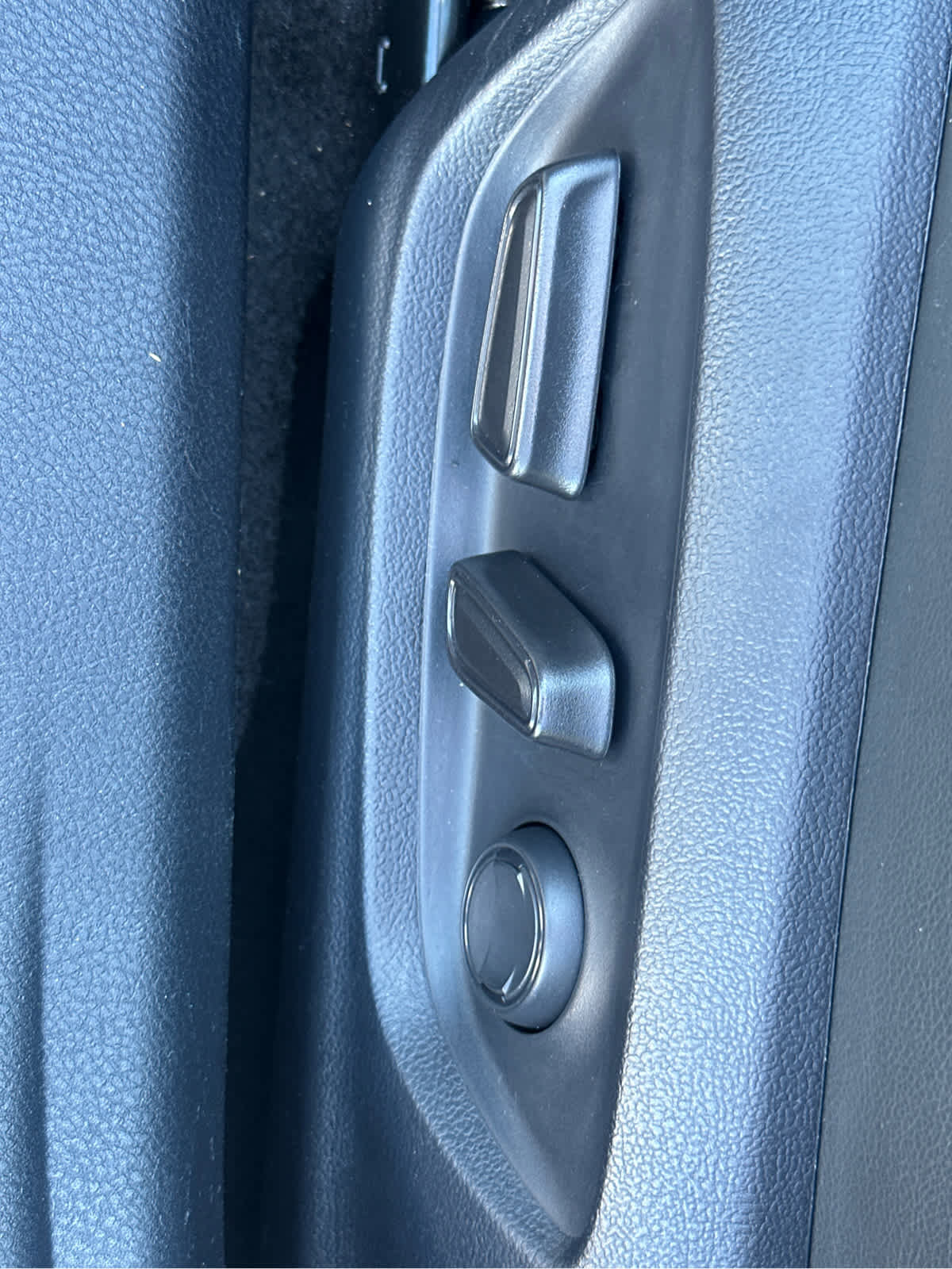 Used 2024 Toyota Camry SE image 20