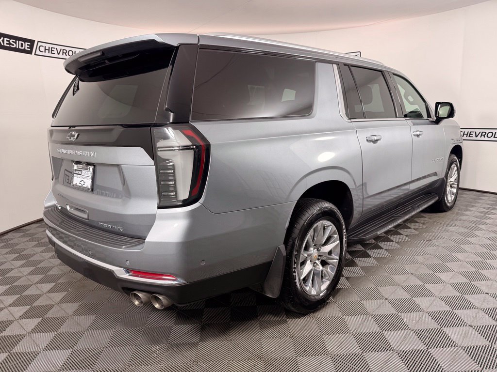 Used 2026 Chevrolet Suburban Premier w/ Sun And Tow Package AWD/4WD image 6