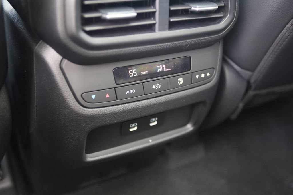 New 2026 Honda Pilot Touring image 28