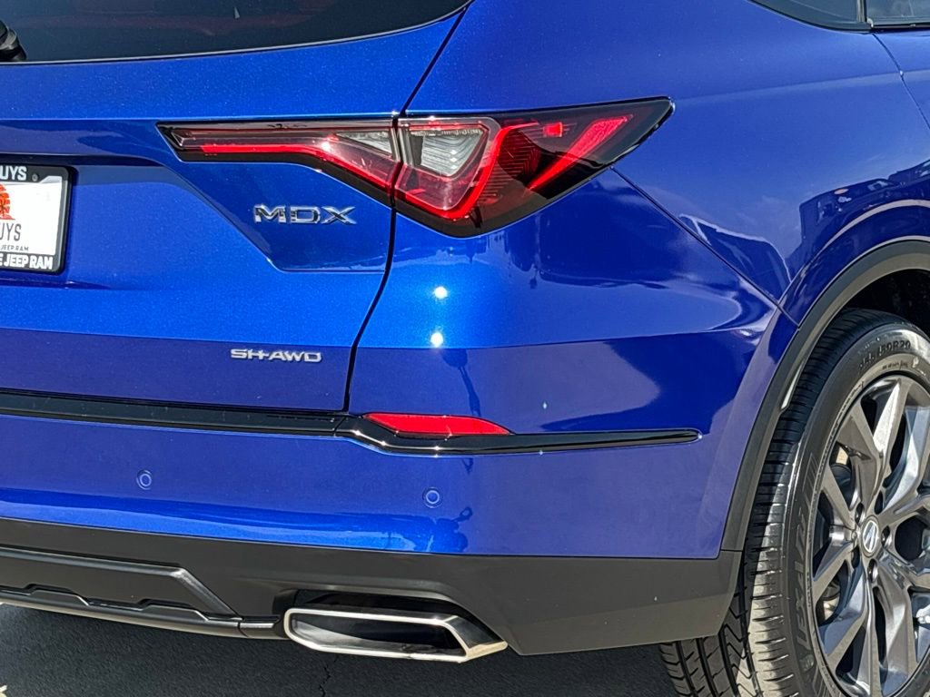 Used 2023 Acura MDX A-Spec image 6