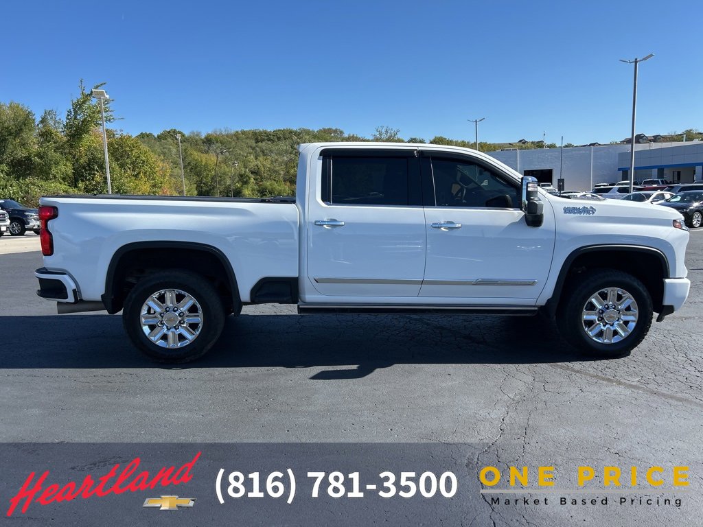Used 2024 Chevrolet Silverado 2500 High Country w/ High Country Premium Package image 5