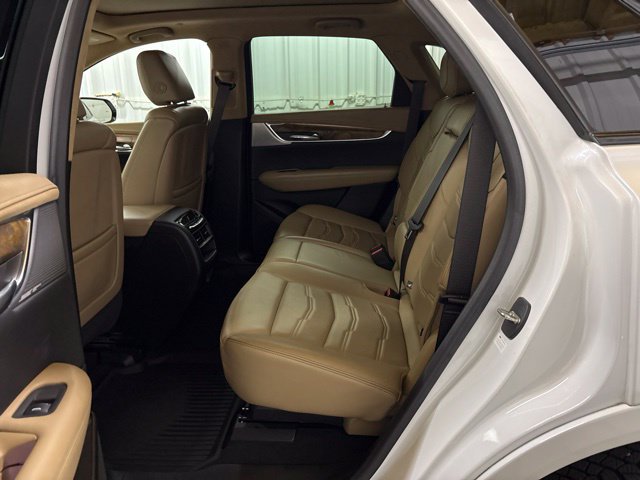 Used 2021 Cadillac XT5 Sportv w/ Platinum Package AWD/4WD image 21