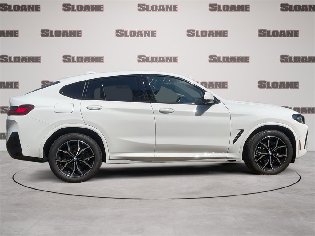 New 2025 BMW X4 xDrive30i image 6