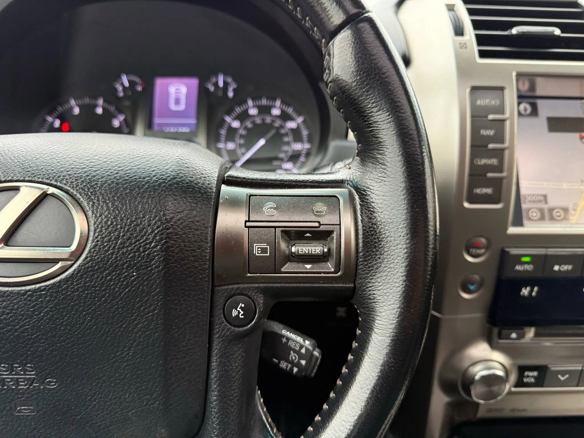 Used 2015 Lexus GX 460 image 18