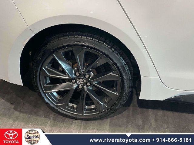 Used 2024 Toyota Corolla SE w/ SE Premium Package FWD image 9