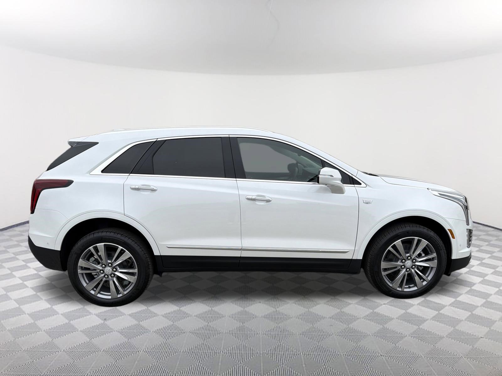 New 2026 Cadillac XT5 Premium Luxury FWD image 5