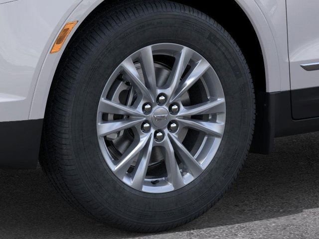 New 2026 Cadillac XT5 Luxury image 9