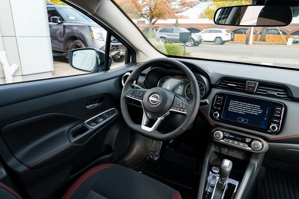 New 2025 Nissan Versa SR w/ Trunk Package image 10