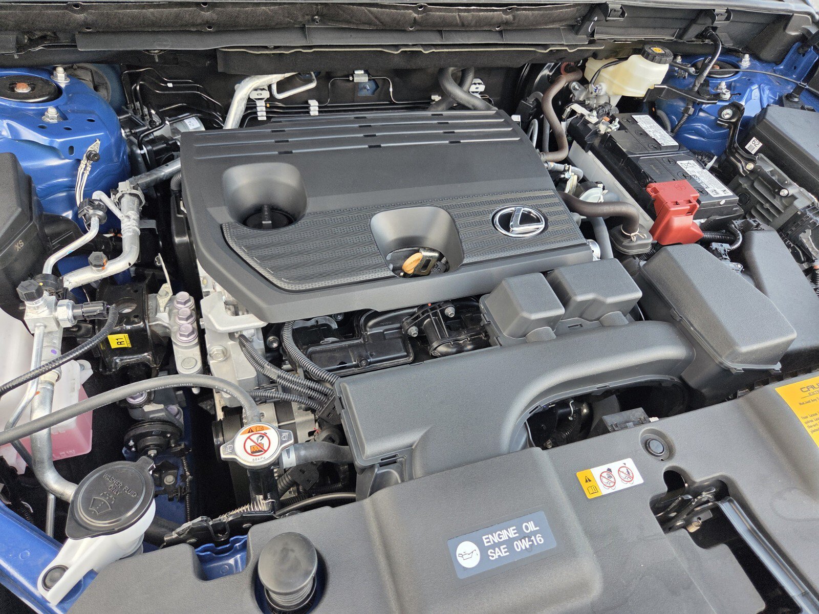Used 2025 Lexus NX 250 FWD w/ Towing Package (2000 Lbs) image 18