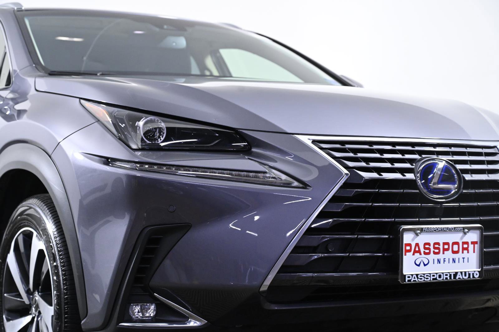 Used 2018 Lexus NX 300h AWD w/ Premium Package image 4