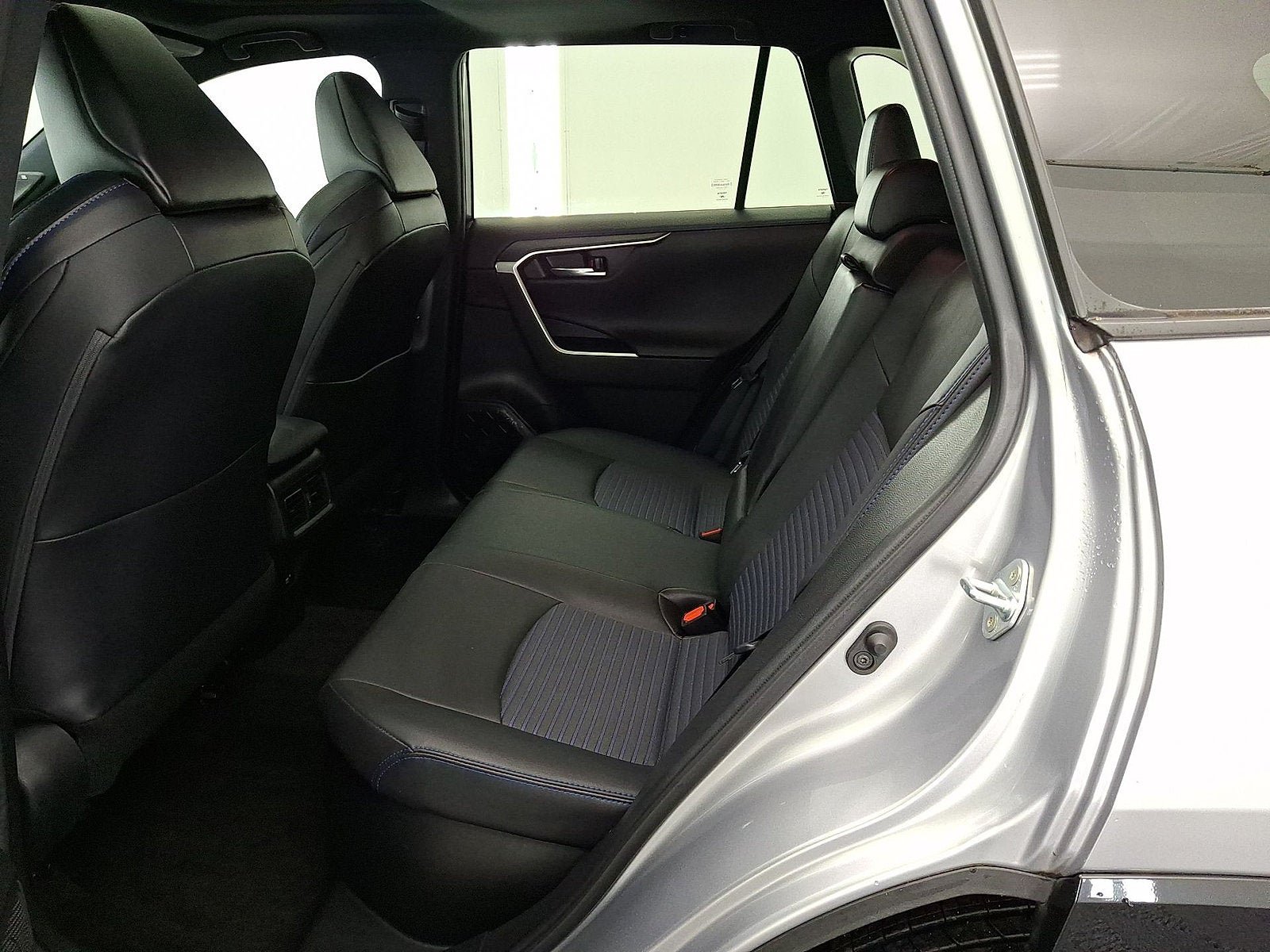 Used 2021 Toyota RAV4 XSE AWD/4WD image 12