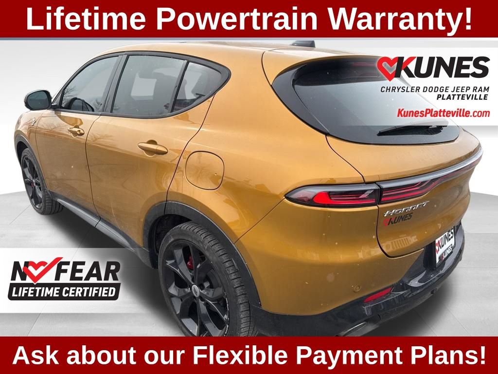 Used 2024 Dodge Hornet R/T Plus w/ Track Pack image 8