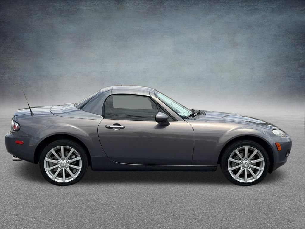 Used 2008 MAZDA MX-5 Miata Grand Touring w/ Premium Pkg RWD image 2
