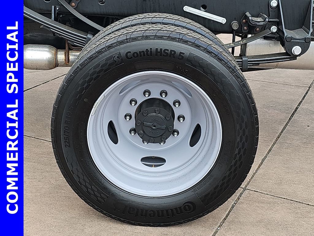 New 2025 Ford F550 XL image 39