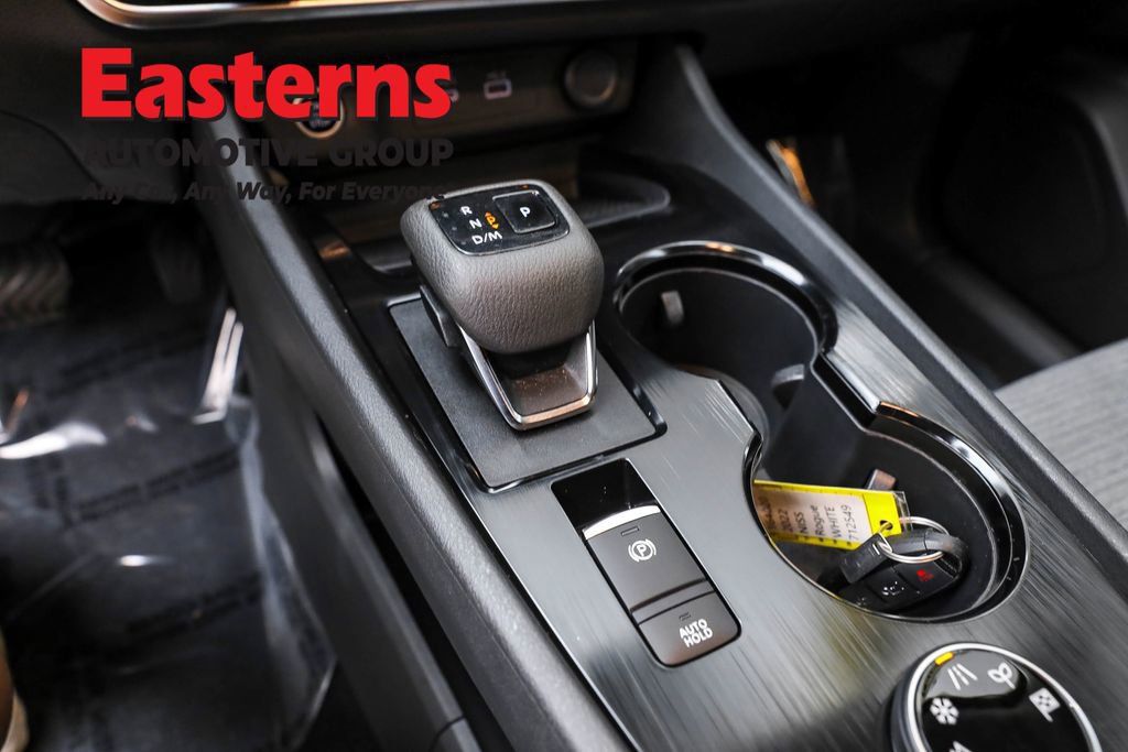 Used 2022 Nissan Rogue S image 13