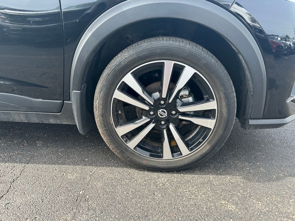 Used 2024 Nissan Kicks S FWD image 12