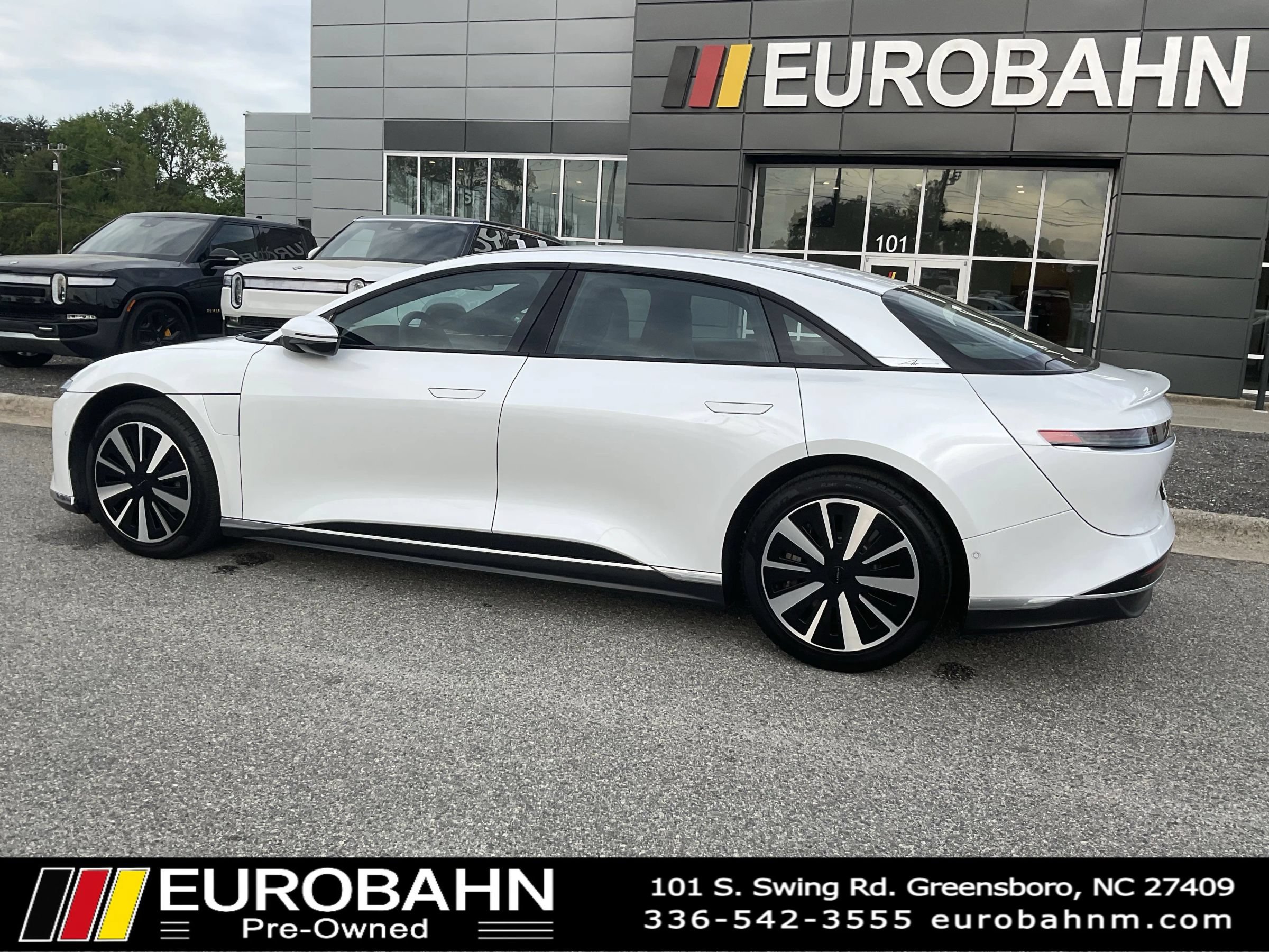Used 2024 Lucid Air Pure RWD image 24