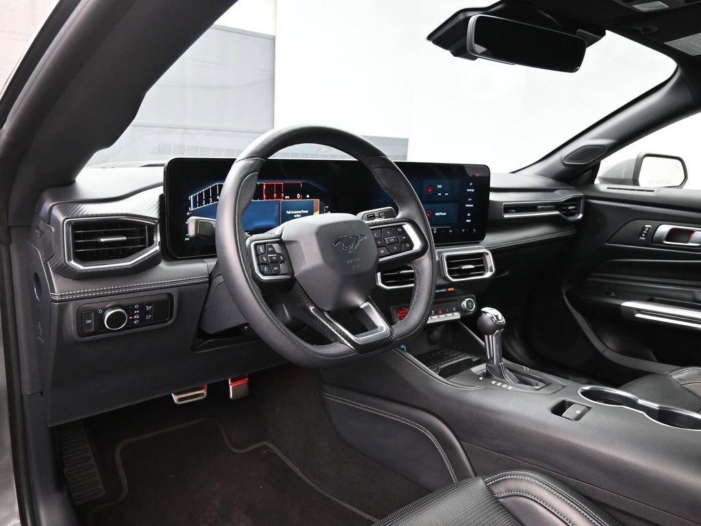 Used 2024 Ford Mustang GT Premium image 15