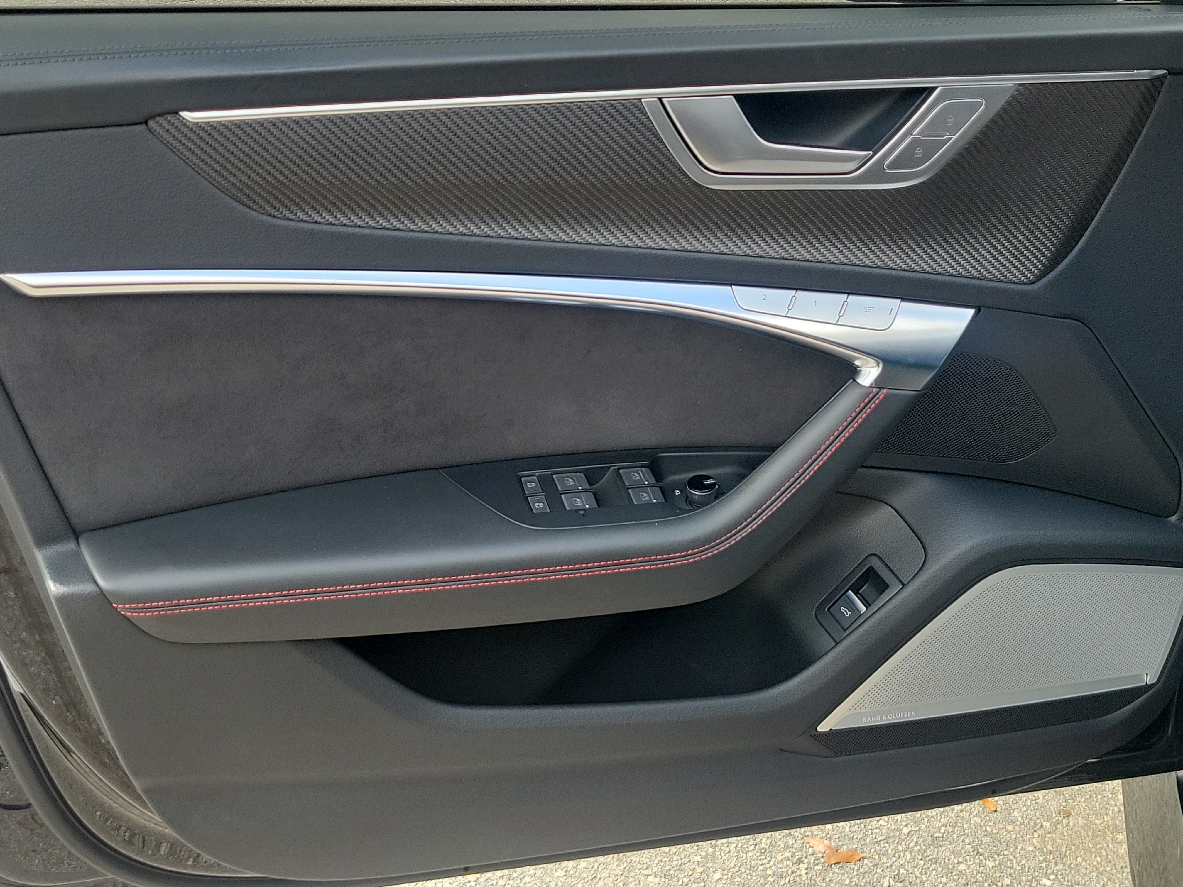 Used 2022 Audi RS 6 AWD/4WD image 17