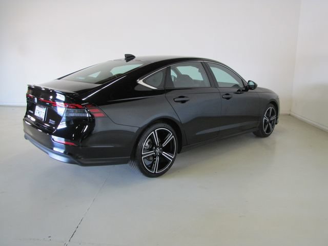 Certified 2025 Honda Accord Sport image 25