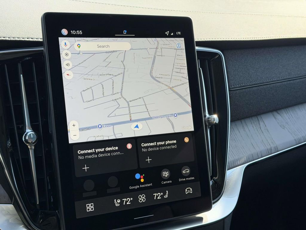 New 2026 Volvo XC90 T8 Ultra w/ Protection Package Premier image 3