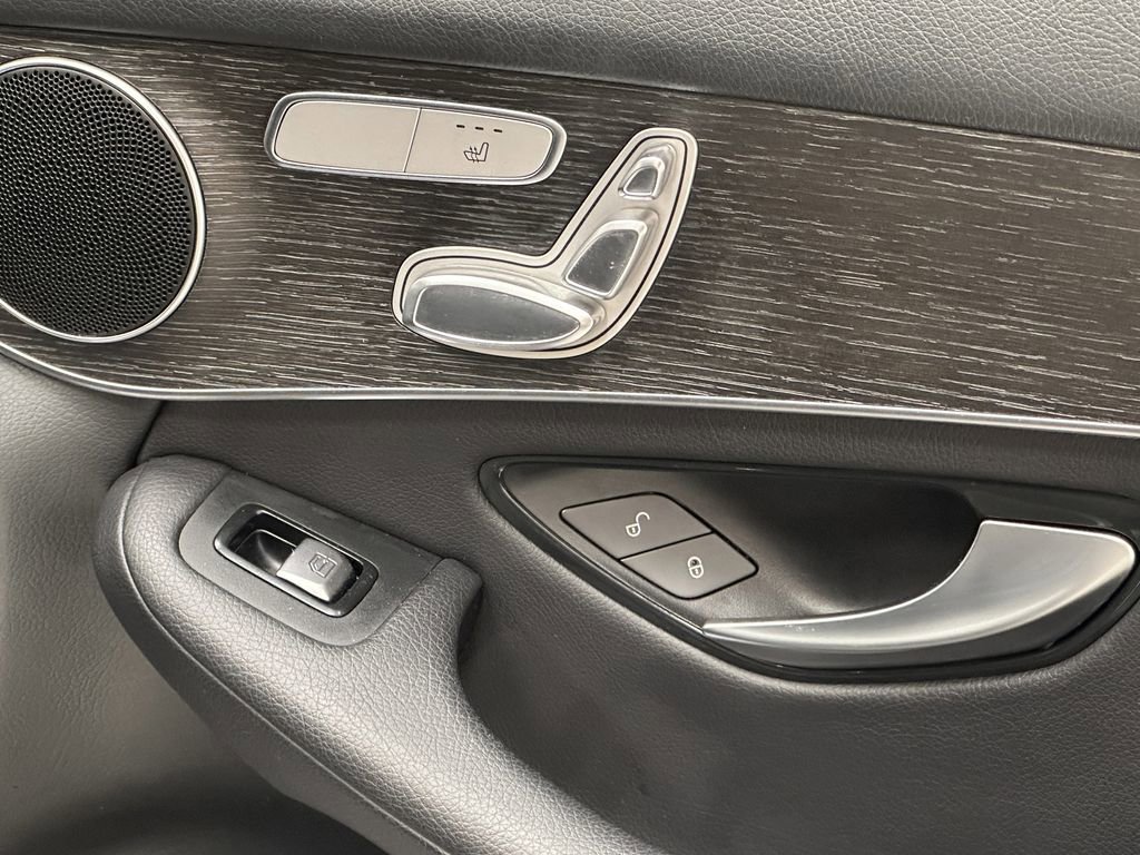 Certified 2022 Mercedes-Benz GLC 300 4MATIC w/ Multimedia Package Lite image 17