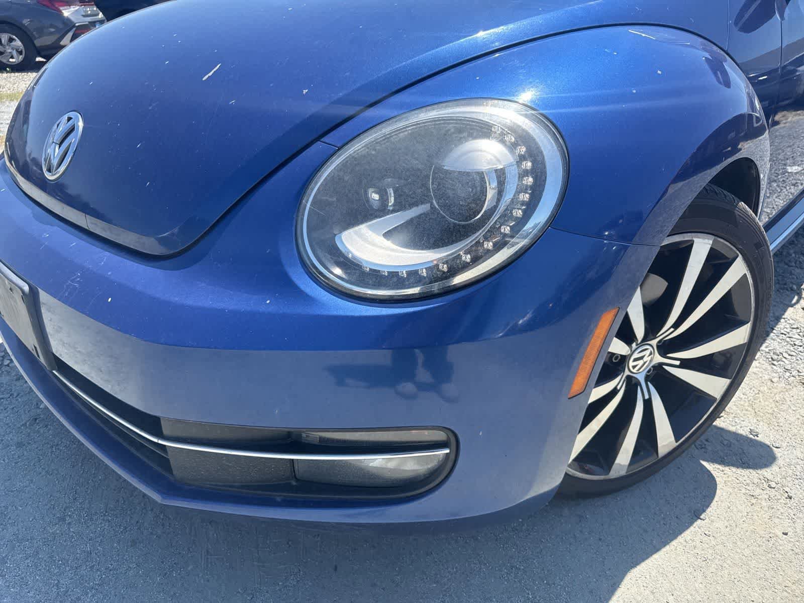 Used 2012 Volkswagen Beetle Turbo FWD image 9