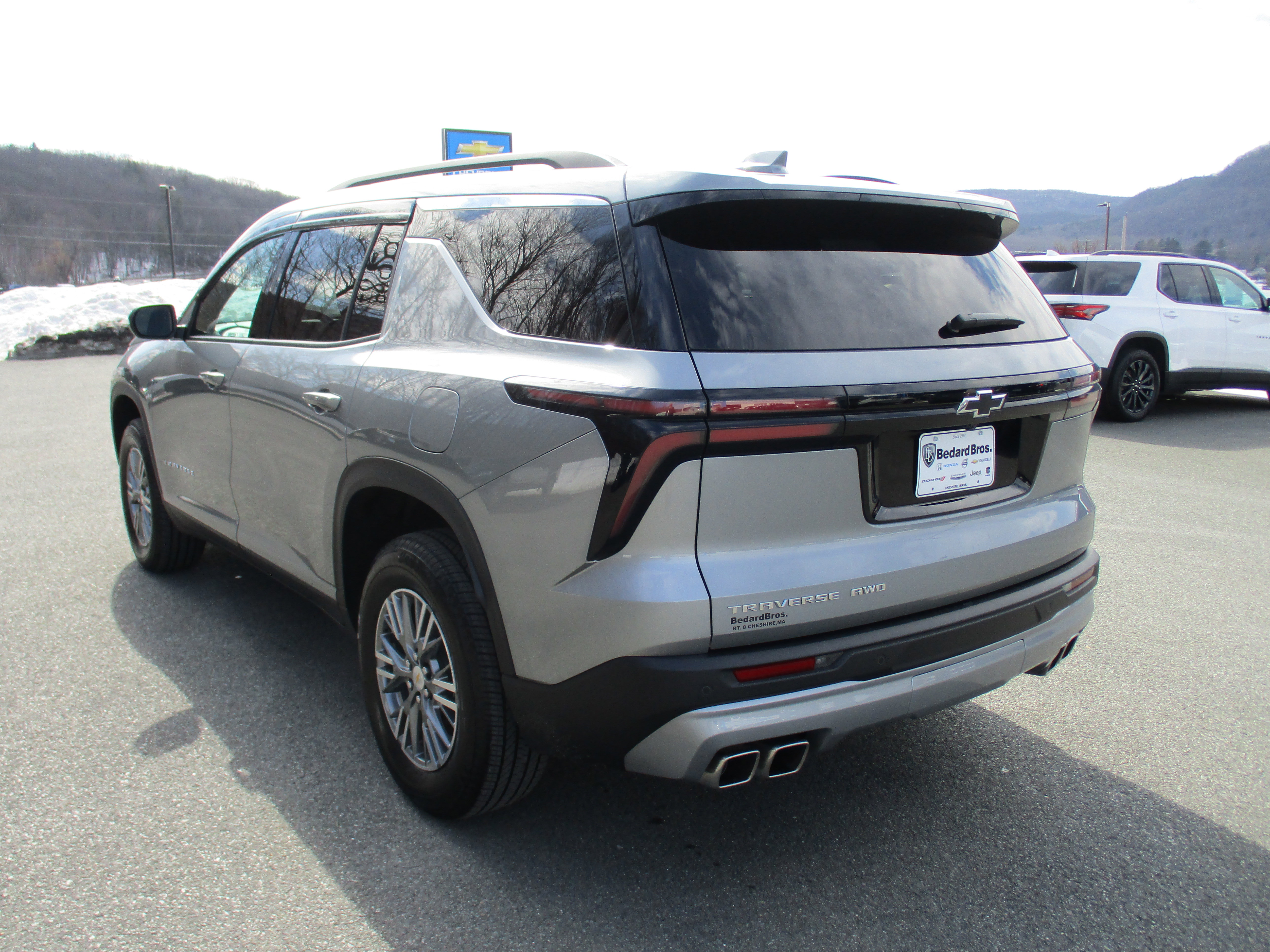 Certified 2025 Chevrolet Traverse LT w/ LPO, Floor Liner Package image 7