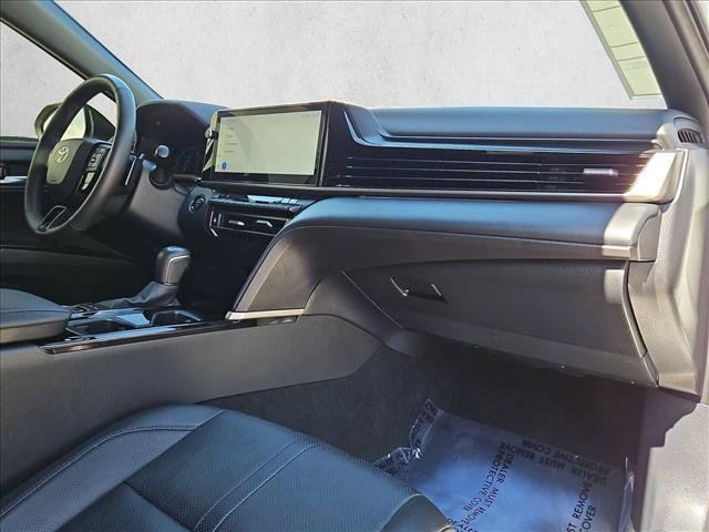 Used 2025 Toyota Camry XSE AWD/4WD image 21