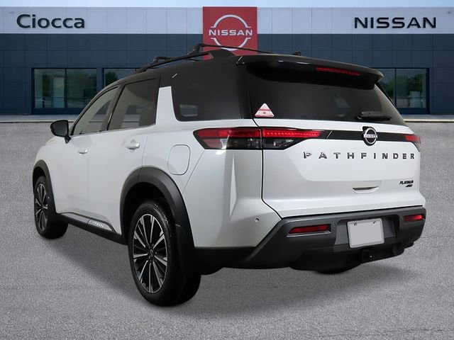 New 2026 Nissan Pathfinder Platinum image 3