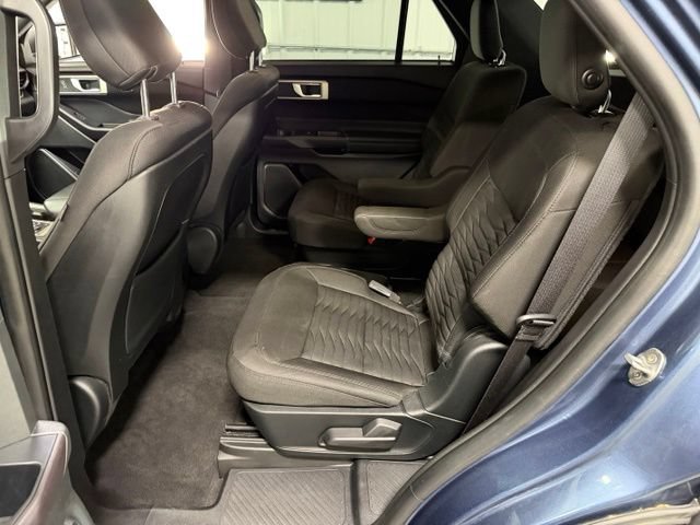 Used 2020 Ford Explorer XLT AWD/4WD image 11