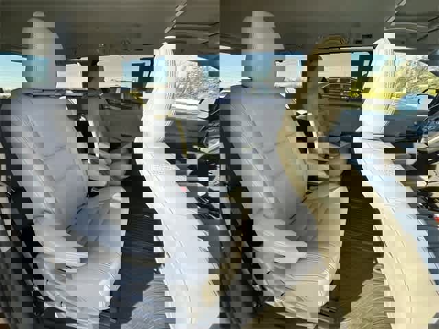 Used 2020 Toyota Sienna XLE image 25