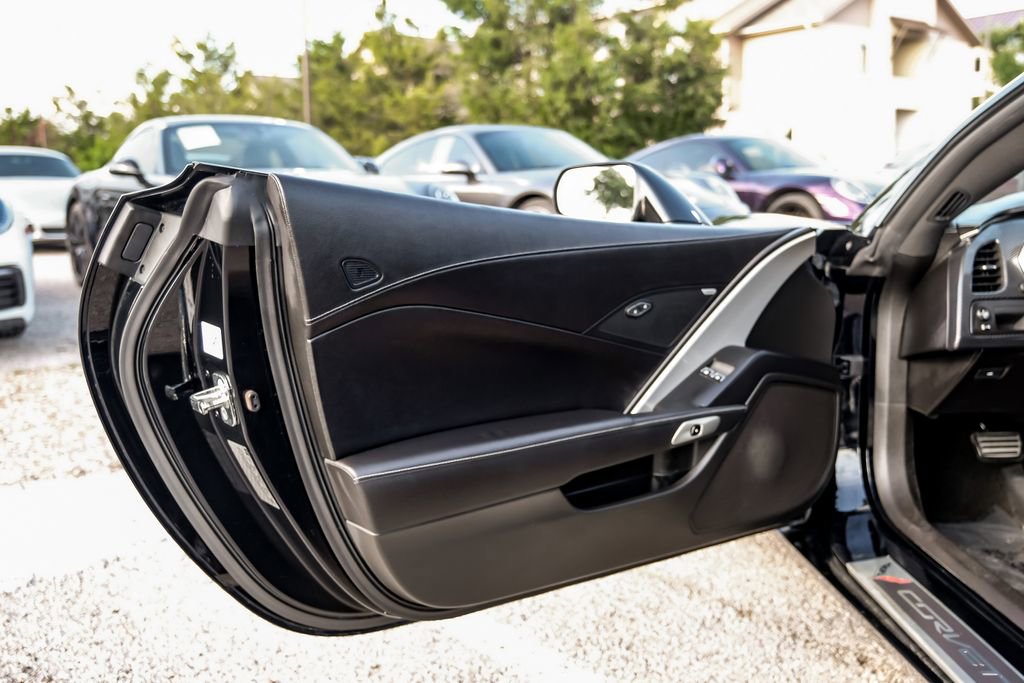 Used 2017 Chevrolet Corvette Stingray Convertible w/ Carbon Flash Badge Package RWD image 38