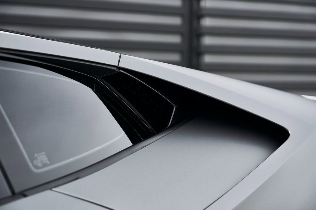 Used 2023 Lamborghini Huracan EVO image 9