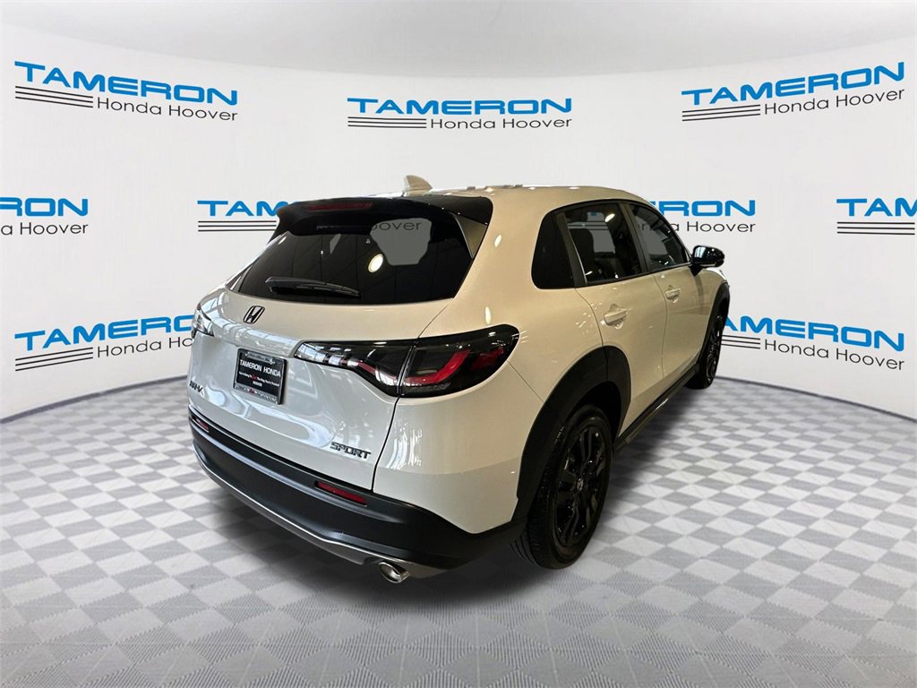 New 2026 Honda HR-V Sport image 5