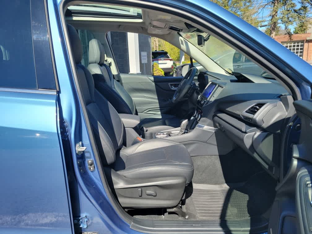 Used 2022 Subaru Forester Touring AWD/4WD image 30