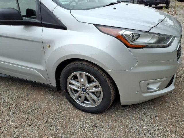 Used 2020 Ford Transit Connect XLT w/ XLT Premium Package FWD image 4