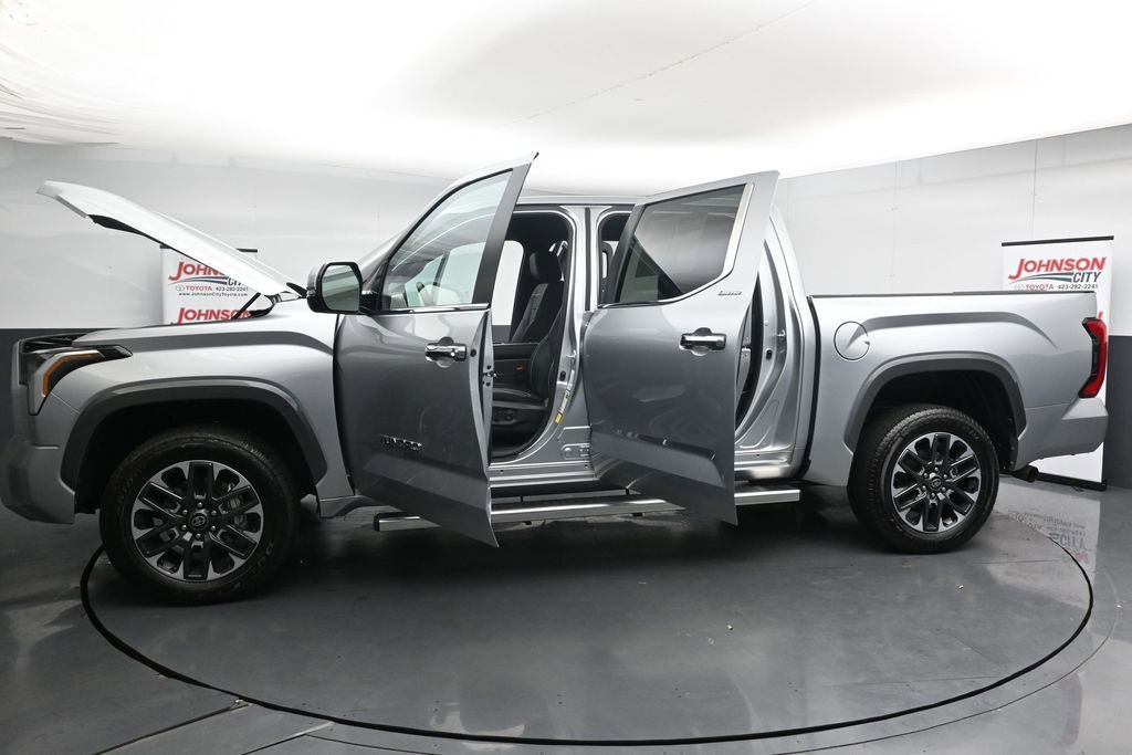 Used 2026 Toyota Tundra Limited AWD/4WD image 42