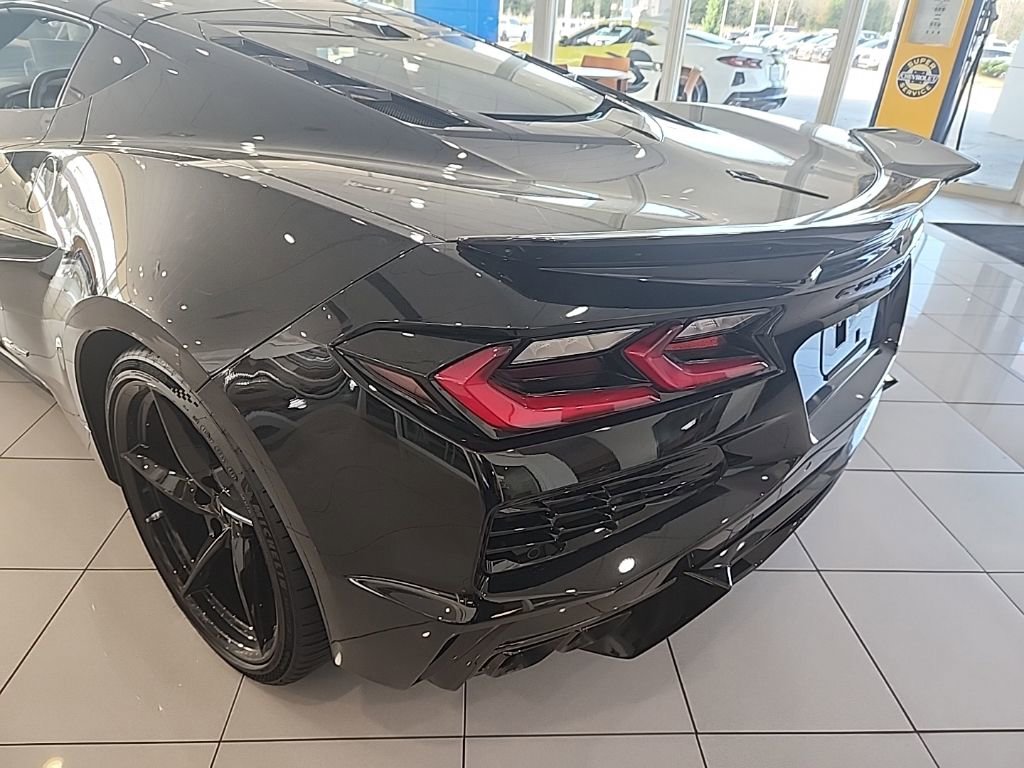 Used 2025 Chevrolet Corvette E-Ray image 8