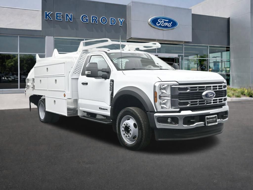 New 2025 Ford F450 XL w/ XL Chrome Package
