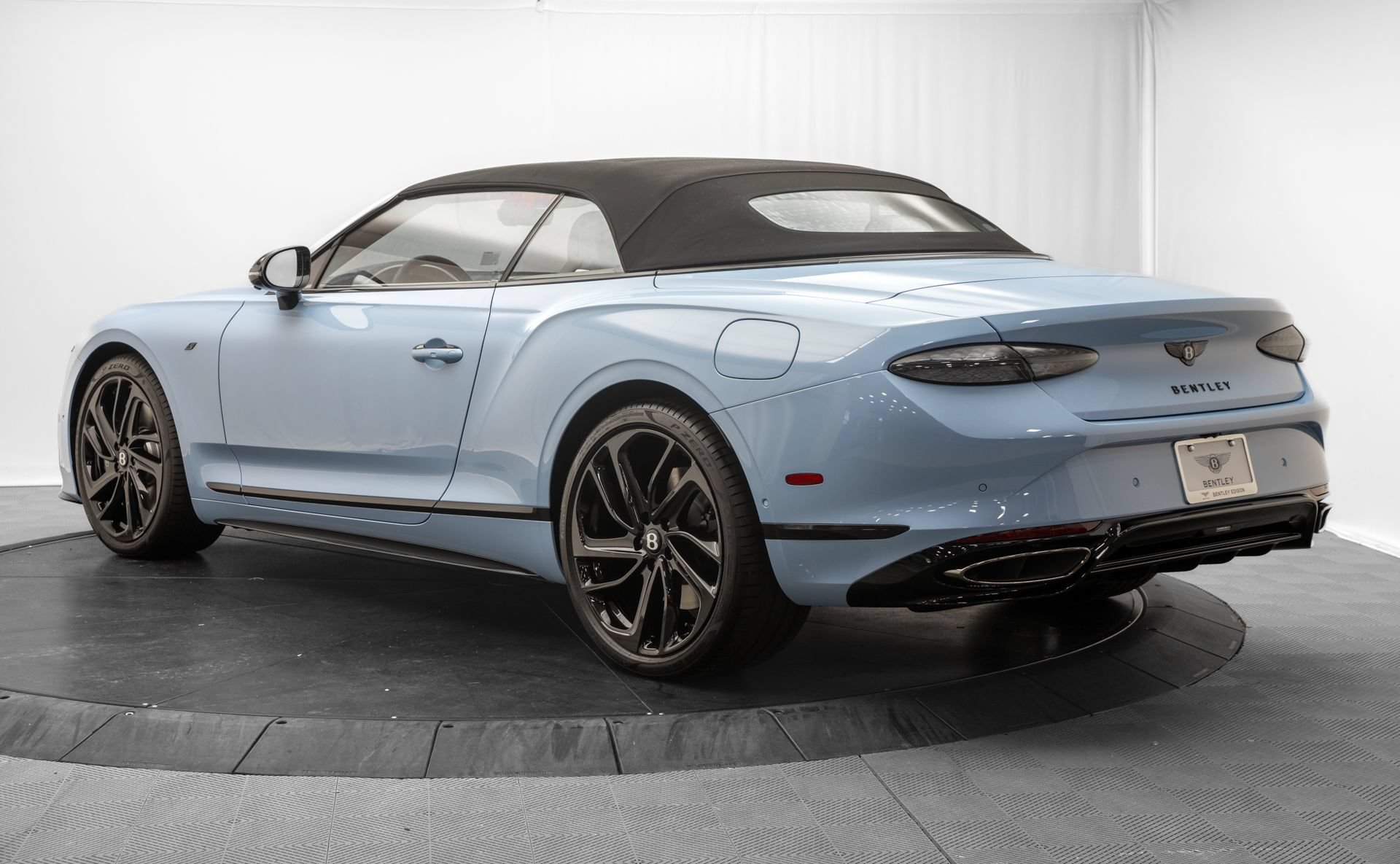 New 2026 Bentley Continental GT AWD/4WD image 13