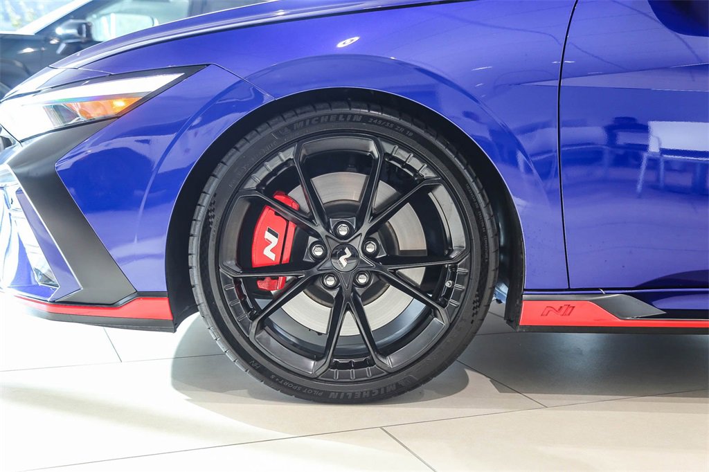 Certified 2025 Hyundai Elantra N image 11