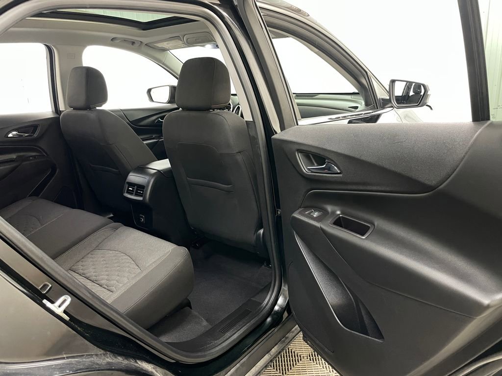 Used 2019 Chevrolet Equinox LT FWD image 42