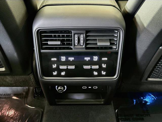 Certified 2026 Porsche Cayenne AWD/4WD image 21